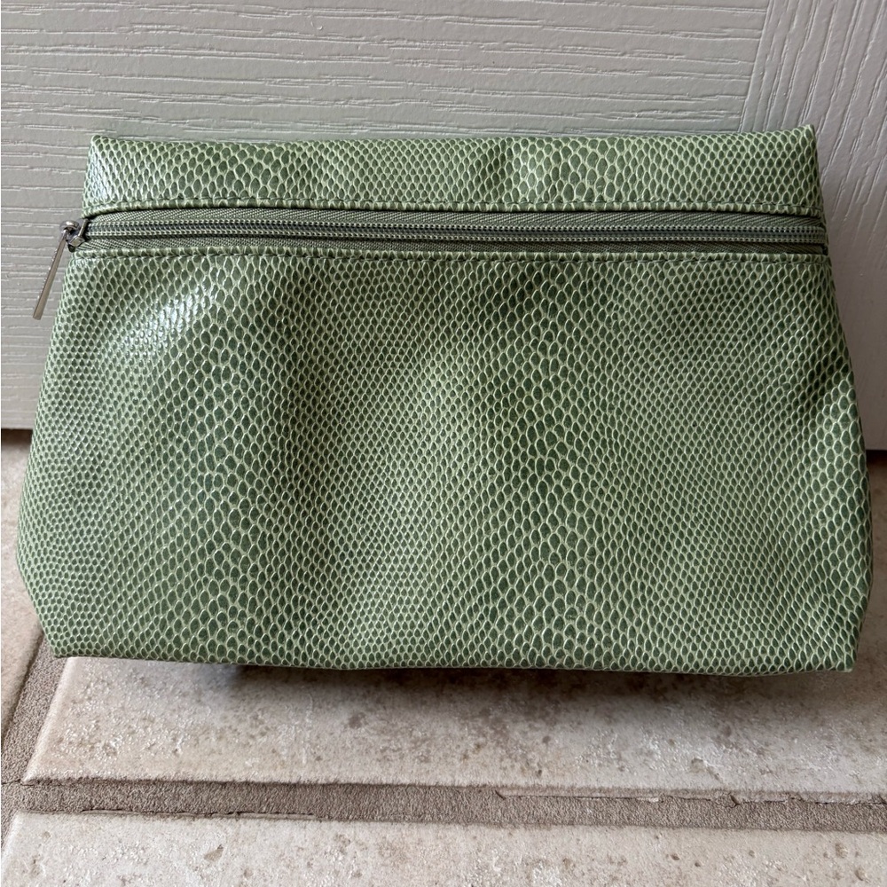 Clinique Green Textured Cosmetic Bag